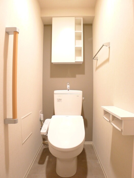 物件内観写真12　(トイレ)