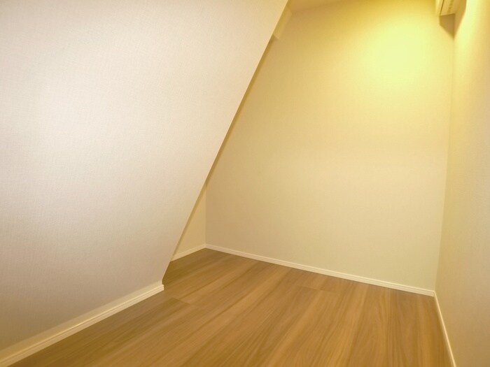 物件内観写真15　(居室)