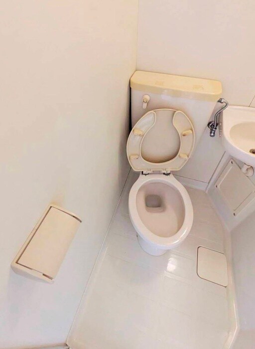 物件内観写真16　(トイレ)