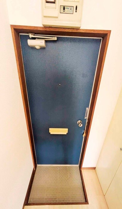 物件内観写真19　(玄関)