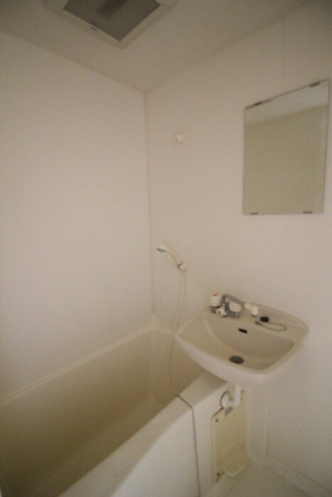 物件内観写真12　(バス／シャワールーム等)