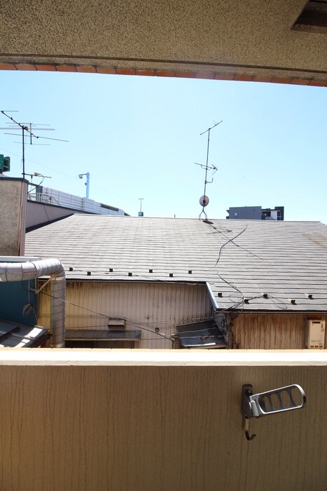 物件内観写真17　(室内からの展望)