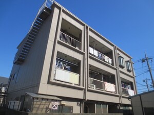 コ－ポ倉持外観写真