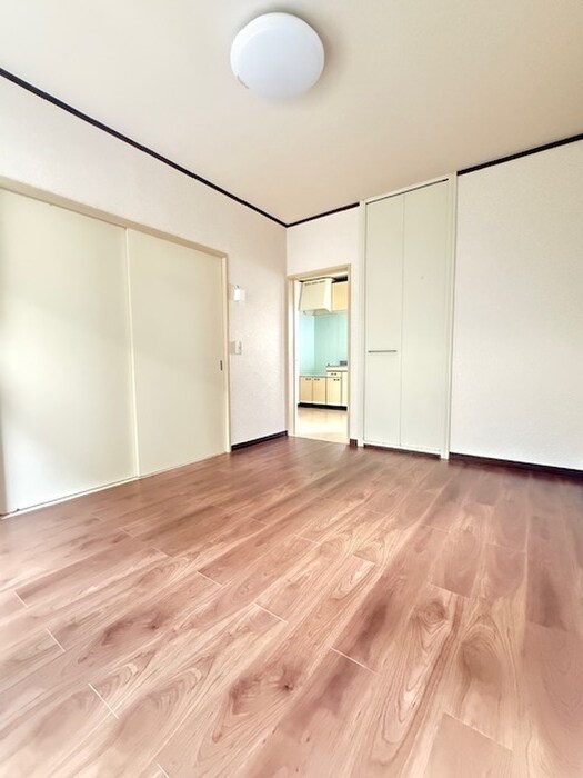 物件内観写真5　(居室)