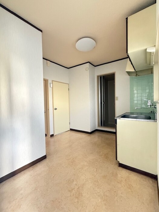 物件内観写真8　(廊下)