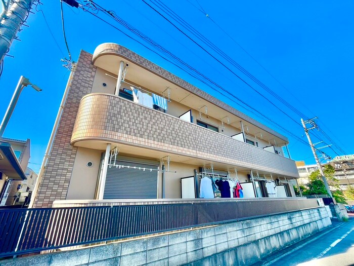 物件外観写真1　(外観写真)