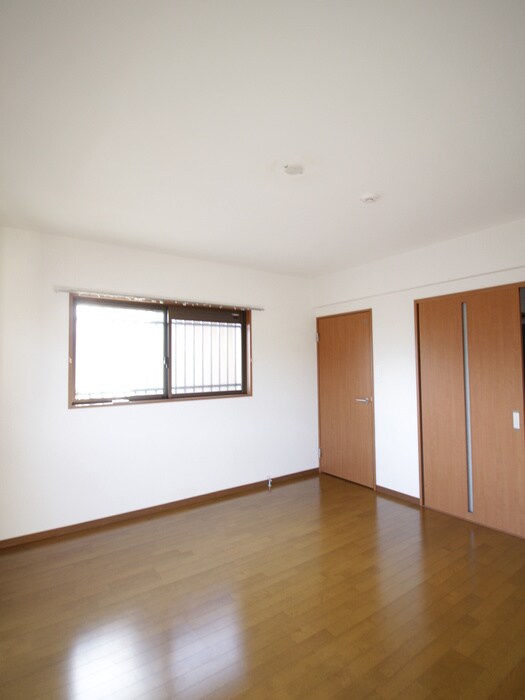 物件内観写真18　(居室)