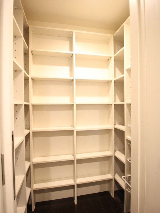 物件内観写真18　(収納)