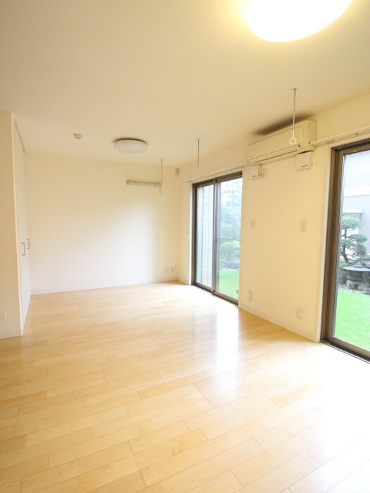 物件内観写真22　(居室)