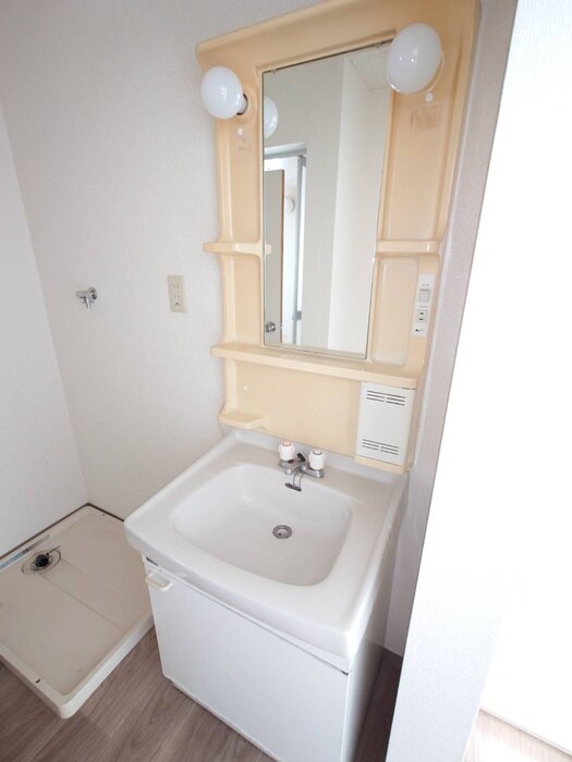 ブリックビラ２の洗面