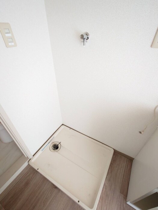 ブリックビラ２の洗濯機置場