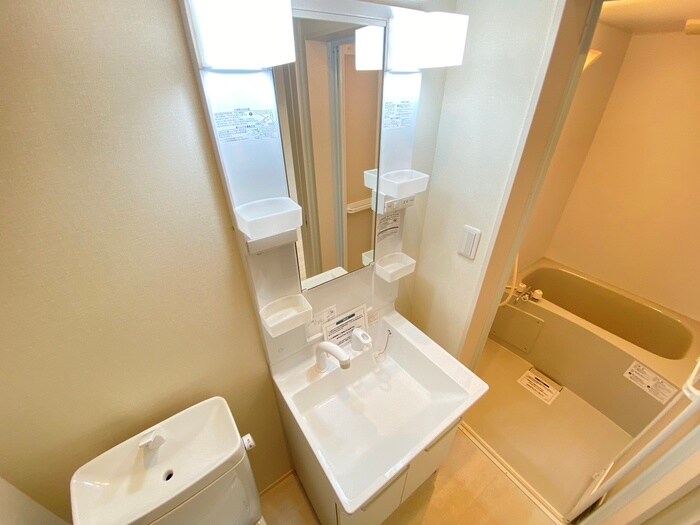 物件内観写真11　(洗面)