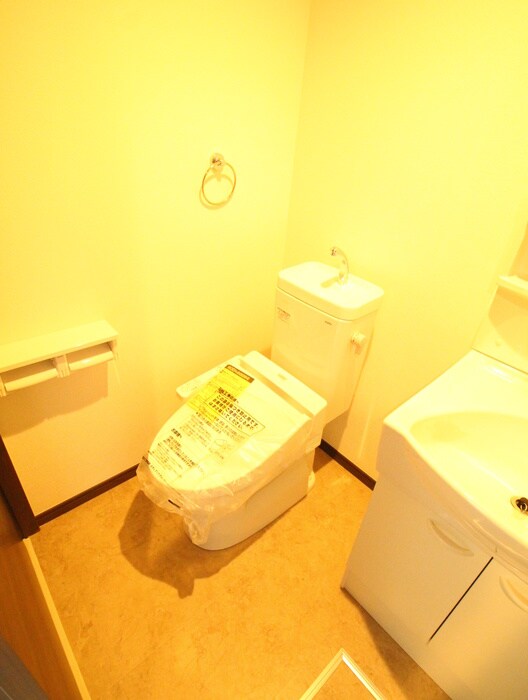 物件内観写真12　(トイレ)