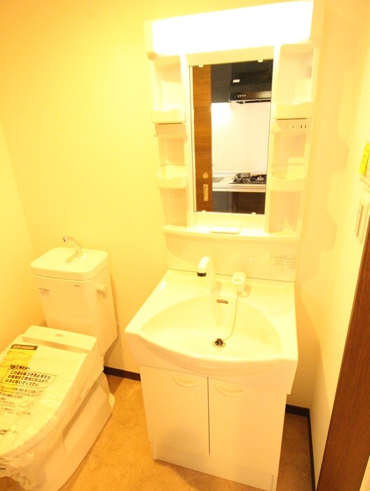 物件内観写真13　(洗面)