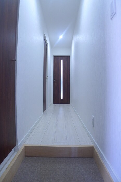 物件内観写真19　(廊下)