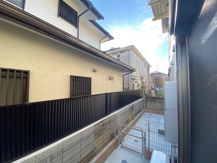 物件内観写真21　(室内からの展望)