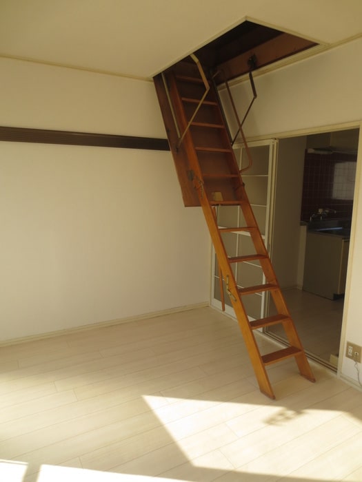 物件内観写真8　(居室)