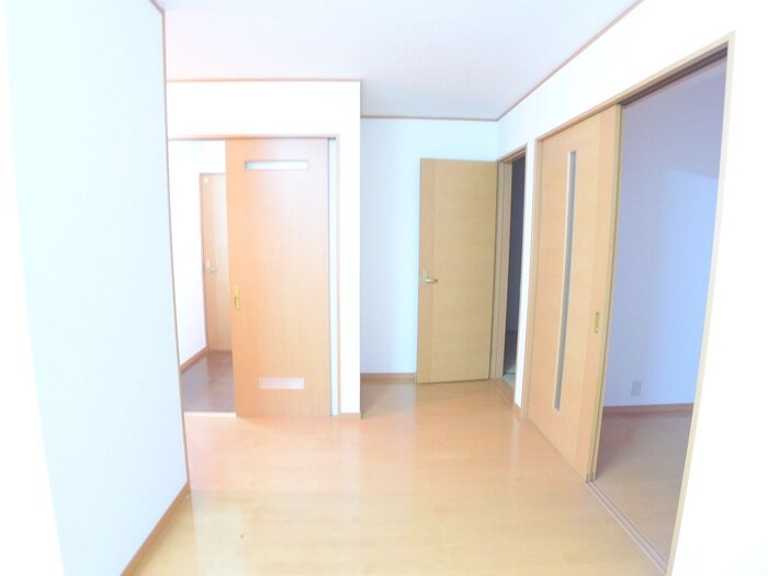 物件内観写真9　(居室)