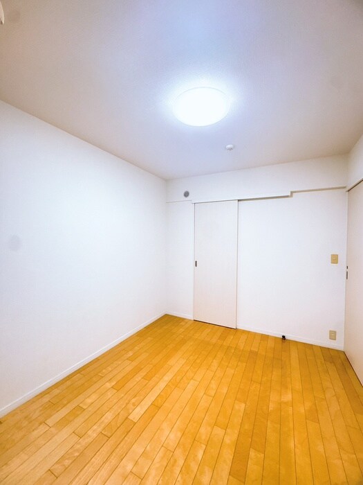 物件内観写真16　(居室)