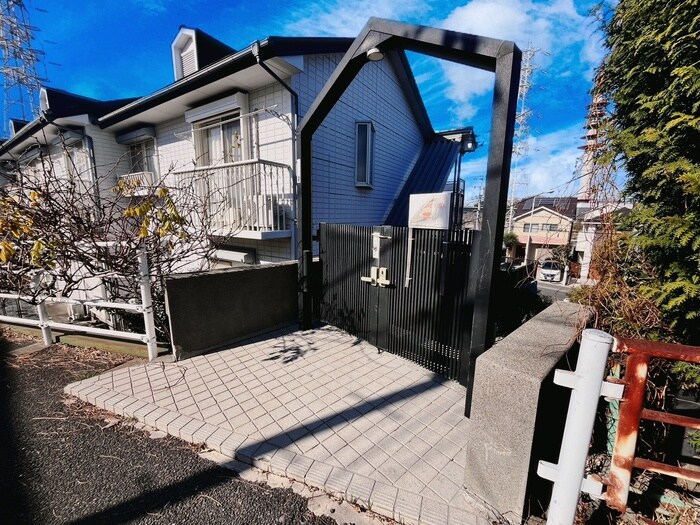 物件外観写真4　(外観写真)