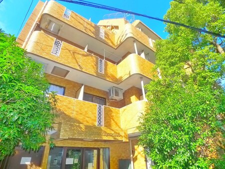 ﾗｲｵﾝｽﾞﾏﾝｼｮﾝ綾瀬第３(204)外観写真