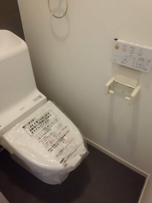 物件内観写真12　(トイレ)