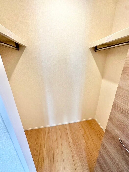物件内観写真11　(収納)