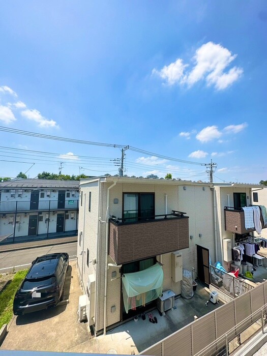 物件内観写真16　(室内からの展望)