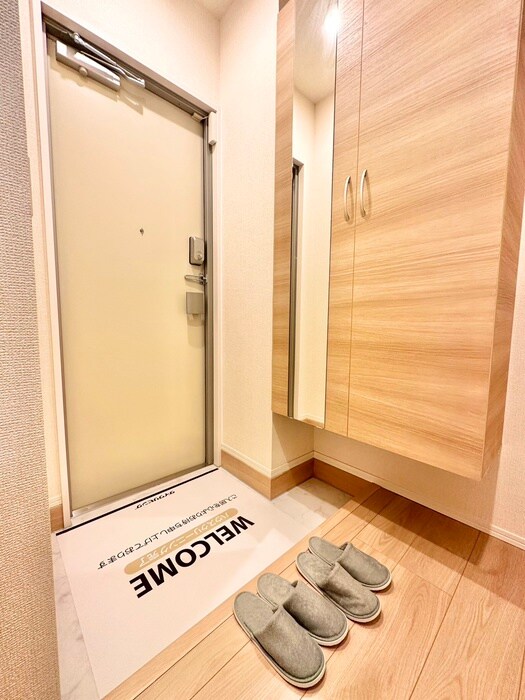 物件内観写真17　(玄関)