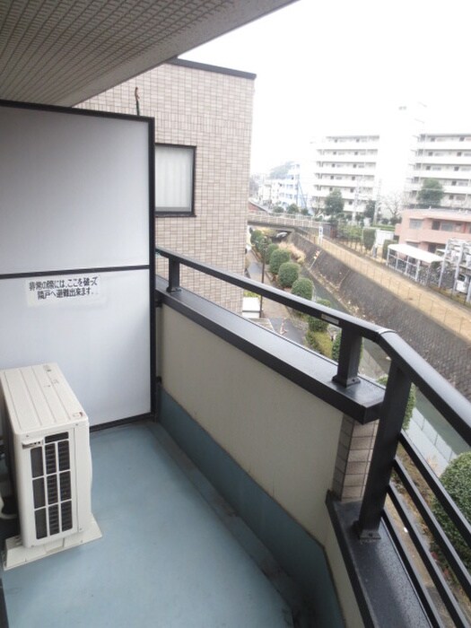物件内観写真13　(ベランダ・バルコニー)