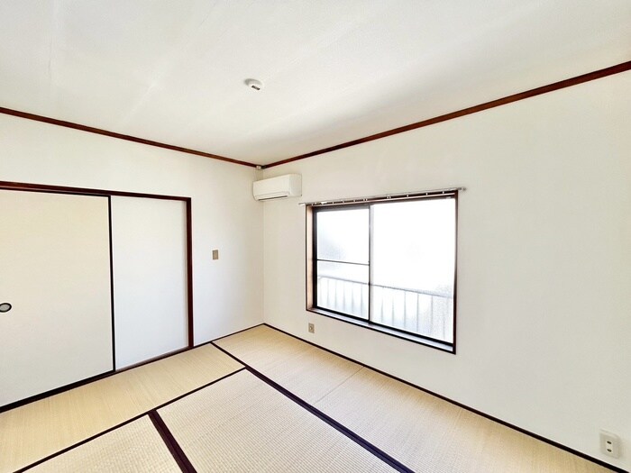 物件内観写真8　(居室)