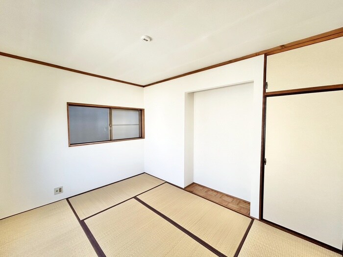 物件内観写真10　(居室)