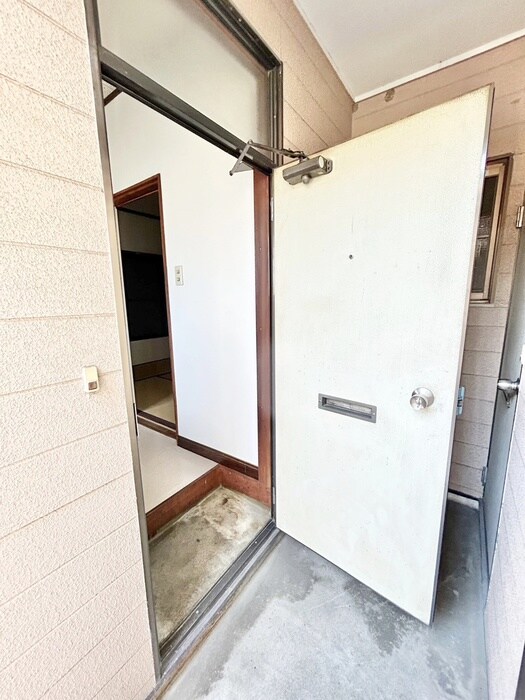 物件内観写真22　(玄関)