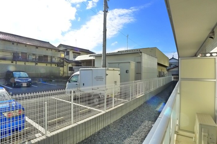 物件内観写真16　(室内からの展望)