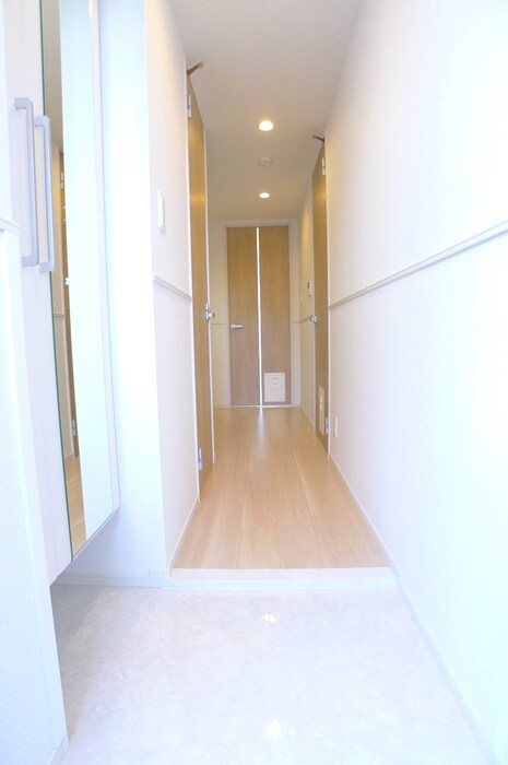 物件内観写真21　(玄関)