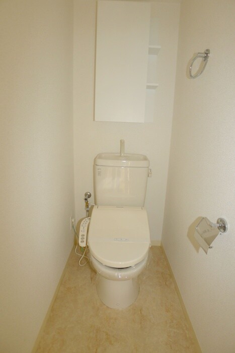 物件内観写真11　(トイレ)