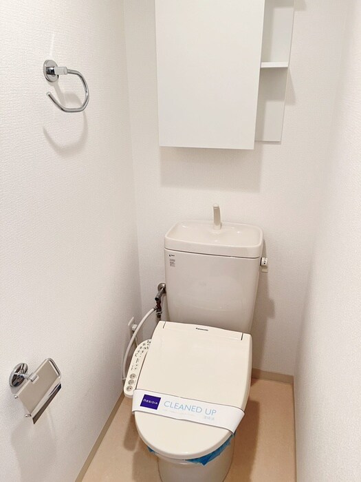 物件内観写真13　(トイレ)