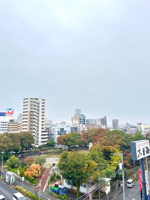 物件内観写真17　(室内からの展望)