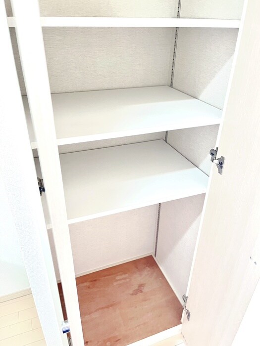 物件内観写真19　(収納)