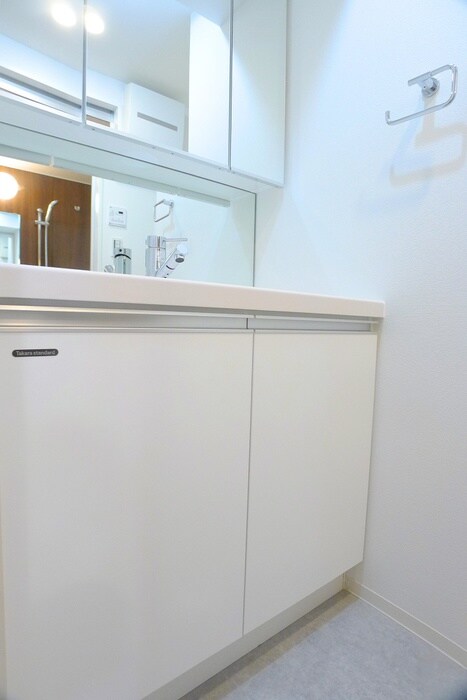 物件内観写真11　(洗面)