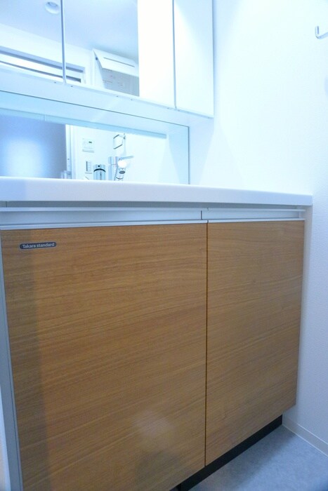 物件内観写真13　(洗面)