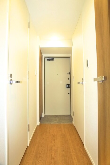 物件内観写真18　(廊下)