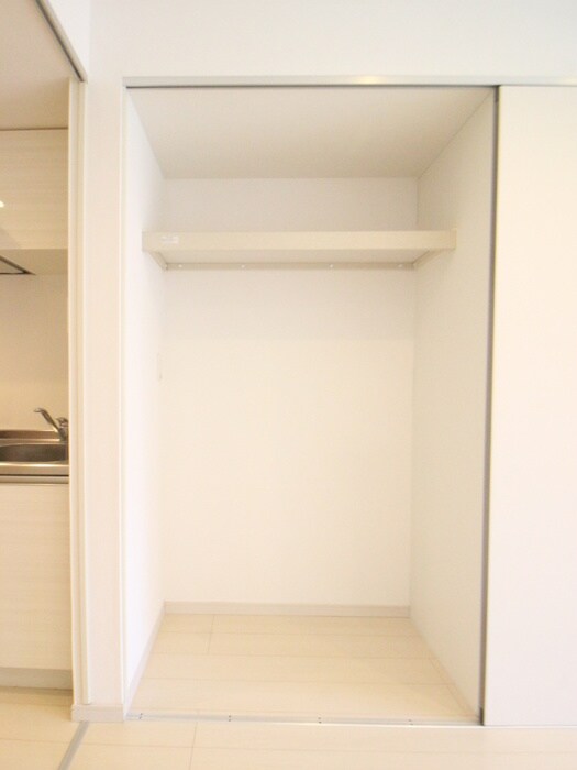 物件内観写真11　(収納)