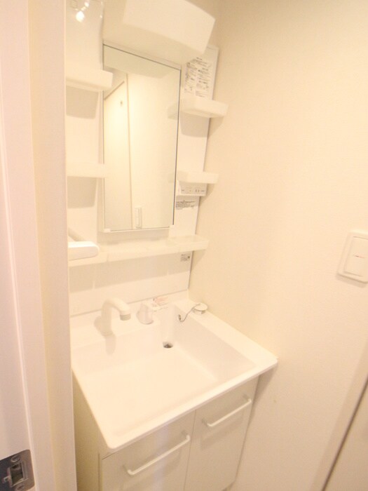 物件内観写真13　(洗面)