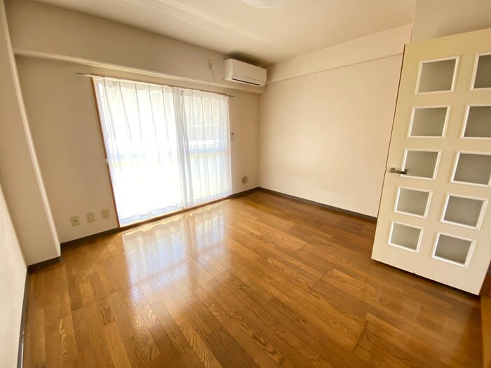 物件内観写真18　(居室)