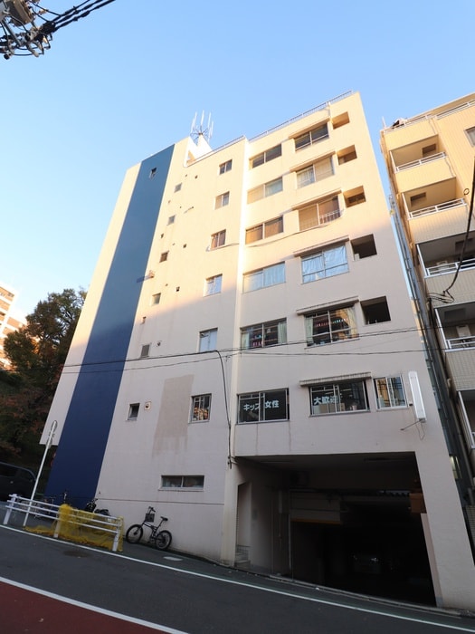 三分坂マンションの物件外観写真