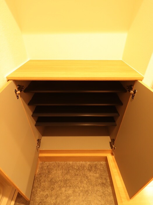 三分坂マンションの靴箱