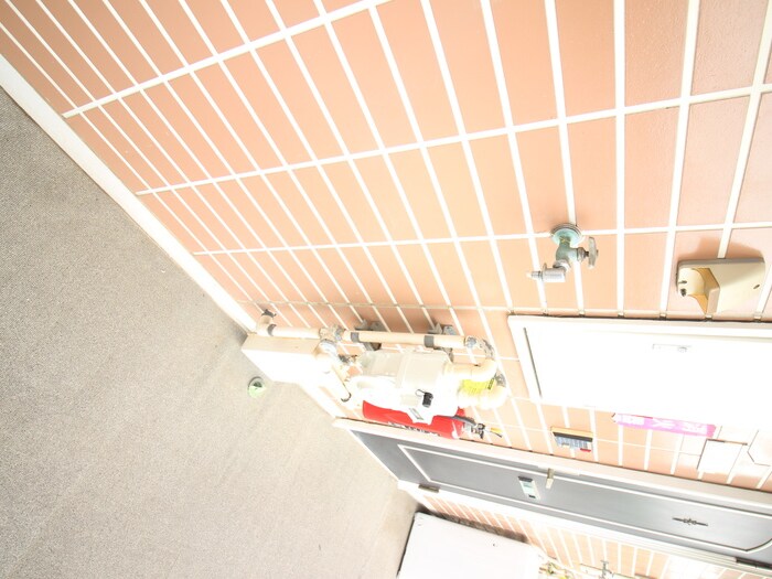 物件内観写真13　(洗濯機置場)