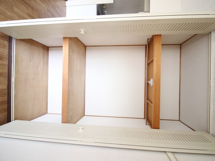 物件内観写真14　(収納)