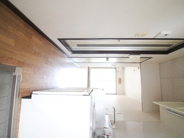 物件内観写真22　(廊下)